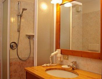 Residence Marisol Camere & Appartamenti - Mezzana Centre 외부 사진